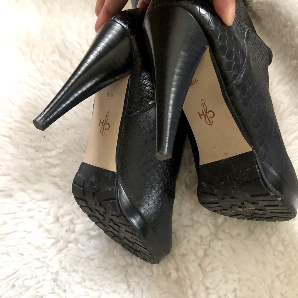 Cole Haan Ranch Pull on Leather Boots - Picture 6 of 6